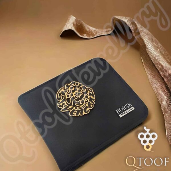 محفظة بالاسم حفر